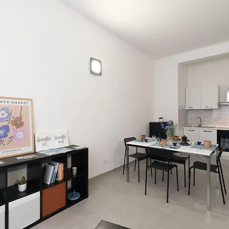Central Apartment In Mantova Near The Station! Extérieur photo