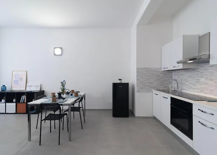 Central Apartment In Mantova Near The Station!